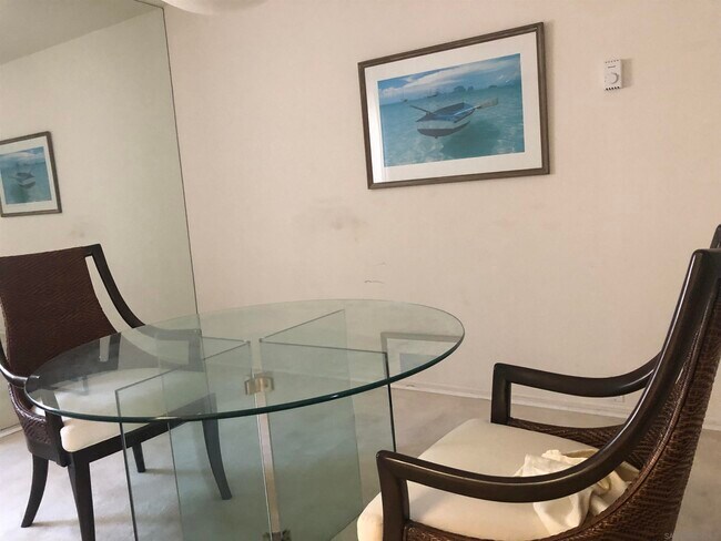 Foto del edificio - 7550 Eads Ave