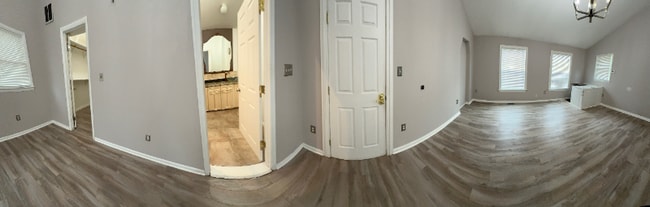 Photo - xxxx0 Kincaid Ct House