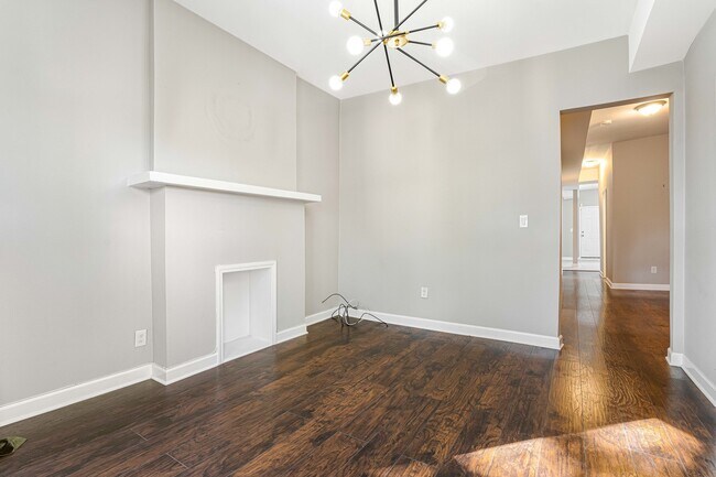 Foto del edificio - 6438 S Eberhart Ave