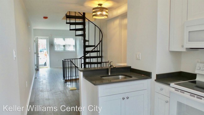 Building Photo - 2 br, 2 bath House - 729 Pemberton Street