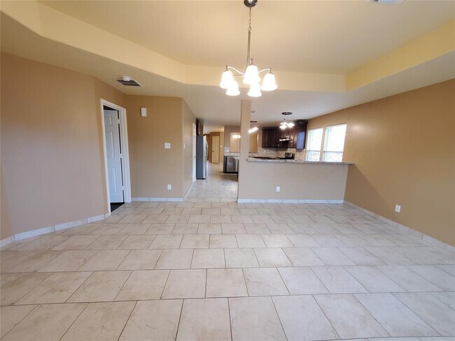 Building Photo - 6627 Springfield Garden Ln