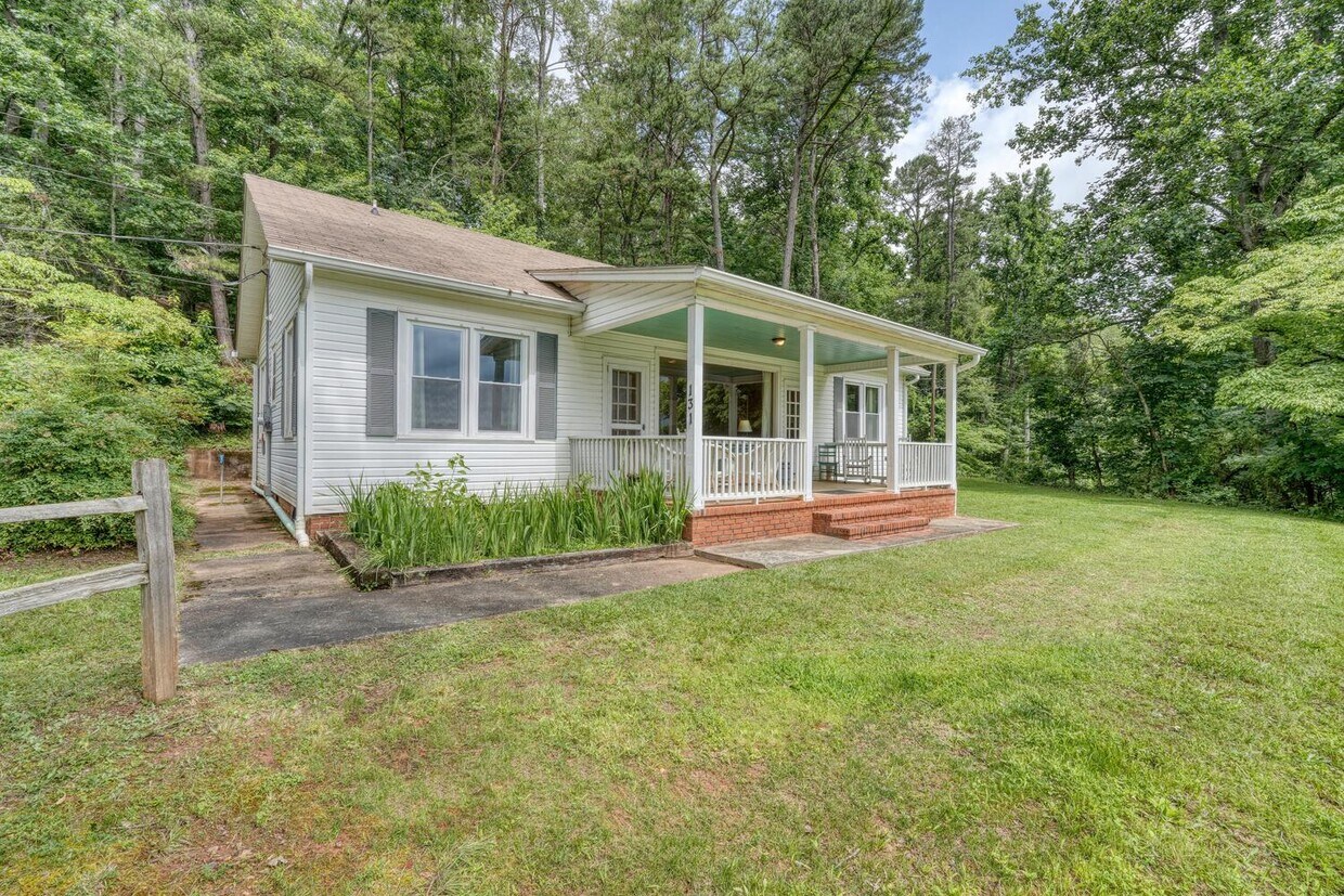 Foto principal - 131 Wonderview Dr