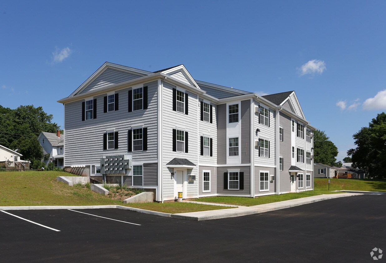 38 Ward St, Middletown, CT 06457 Apartments Middletown, CT