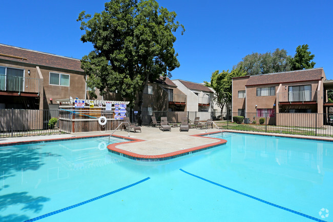 Building Photo - Cedar Ridge Apartments