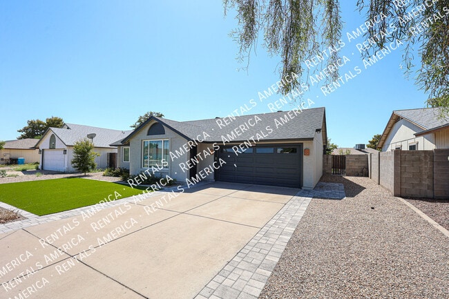 Building Photo - 17848 N 30th Pl