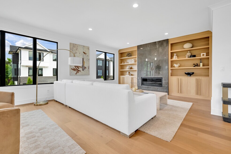 7 Skye Dr