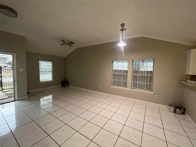 Foto del edificio - 1413 Miller St