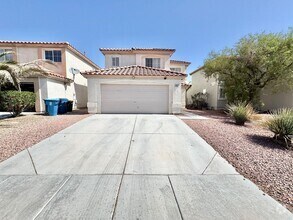 Building Photo - 932 Ribbon Grass Ave