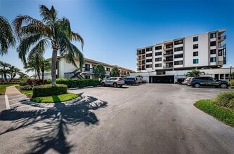 Building Photo - 6295 Bahia Del Mar Cir