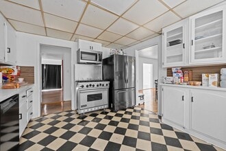 Building Photo - 4927 63rd St