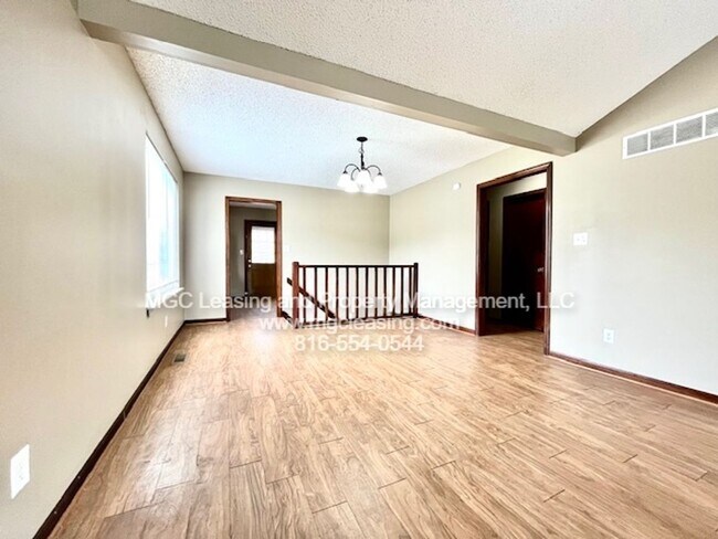 Foto del edificio - 208-210 NW Monroe St