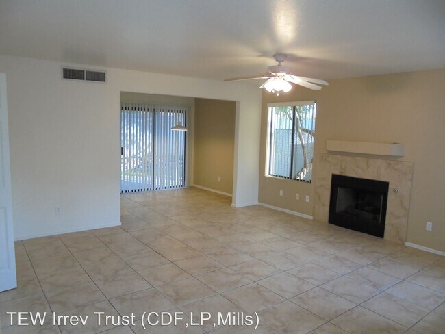 Building Photo - 328-338 E Limberlost Dr