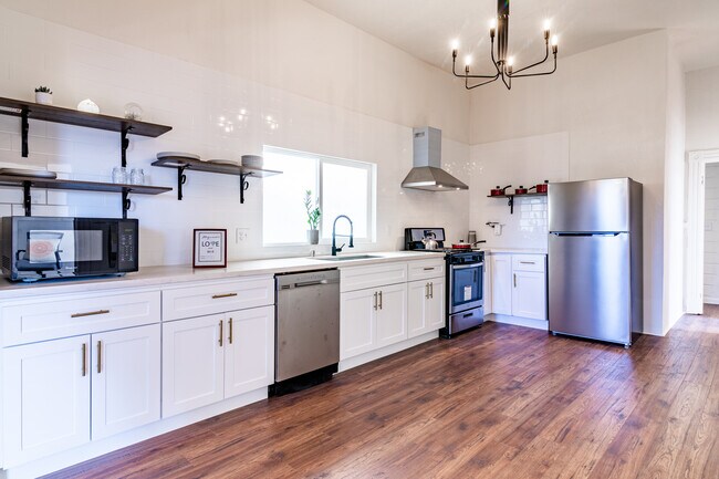 Foto del edificio - 3414 Andover St