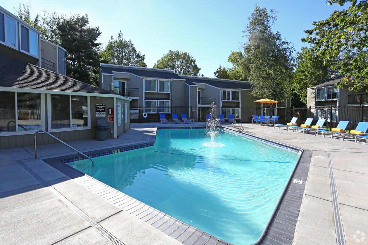 Hidden Oaks Apartments in Portland, OR