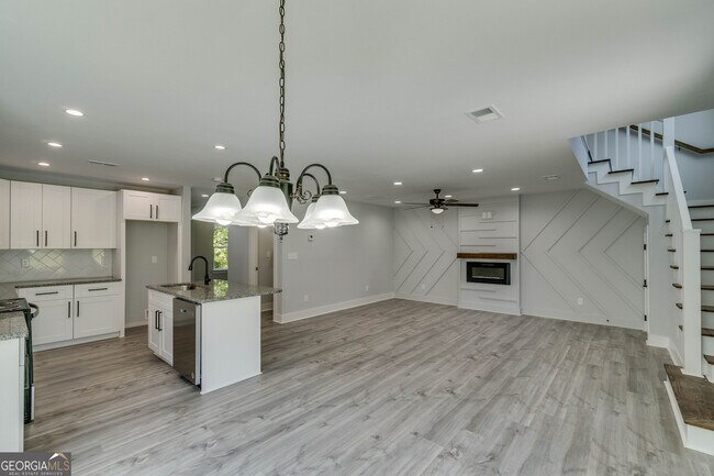 Foto del edificio - 2389 Highpoint Rd