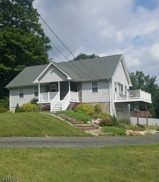8 Kemah Lake Rd, Branchville, NJ 07826 House Rental in Branchville, NJ
