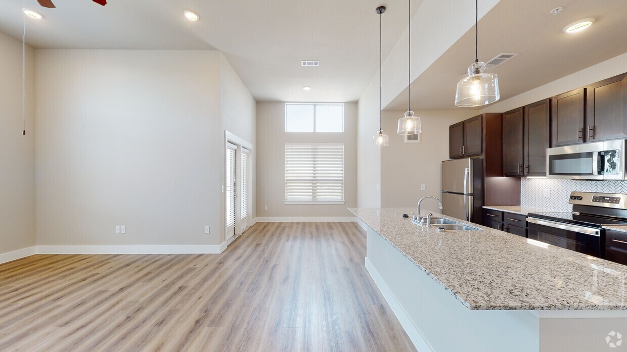 Photo - Hunters Creek Apartments
