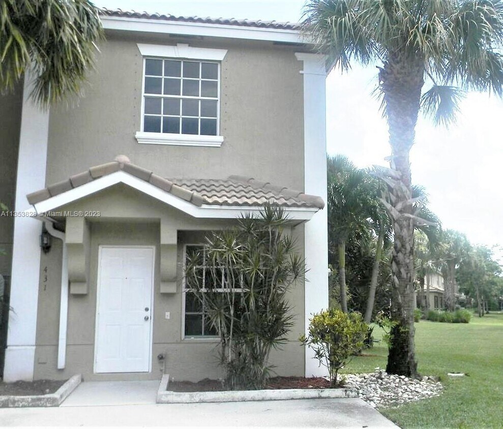 431 SW 122nd Ave, Pembroke Pines, FL 33025 Townhome Rentals in Pembroke Pines FL