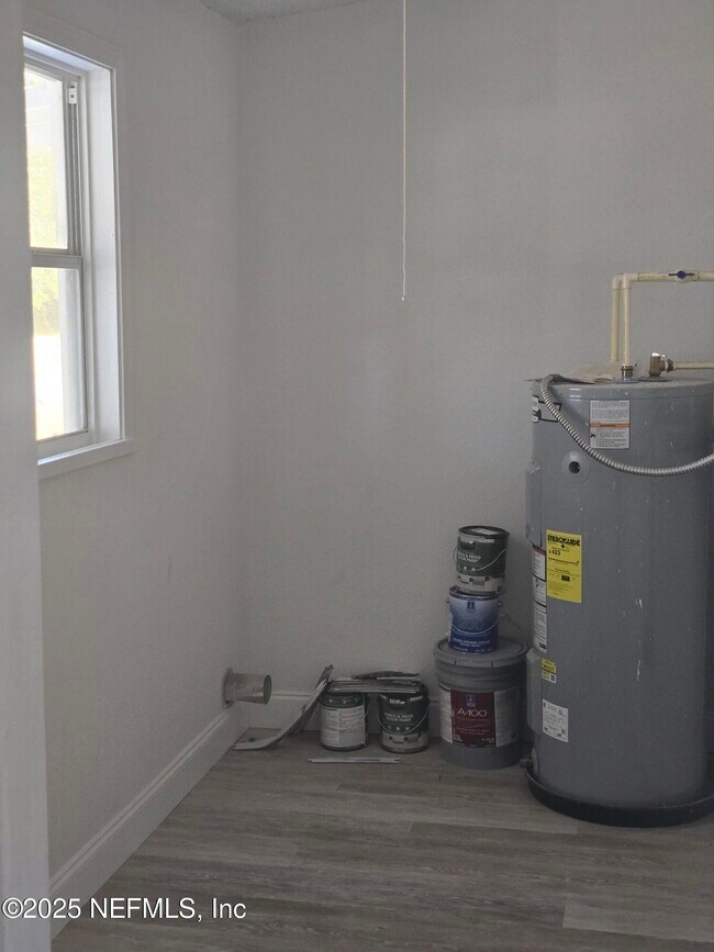 Foto del edificio - 5708 Vernon Rd