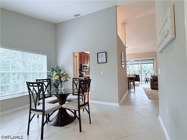 Building Photo - 6345 Lexington Ct