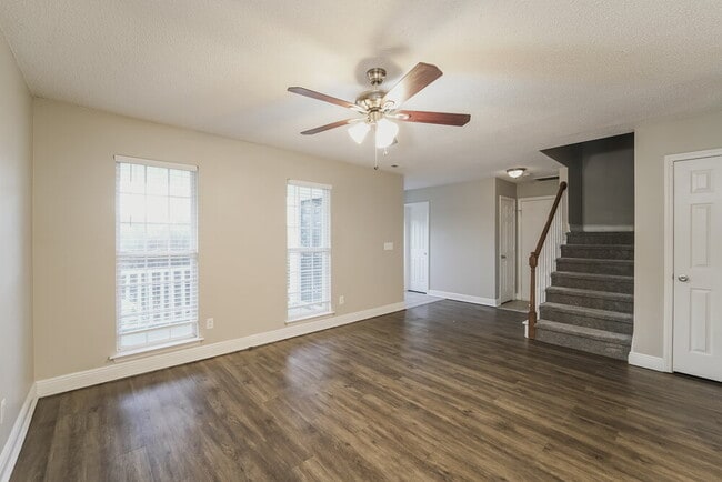 Building Photo - 5906 Prestwick Ln