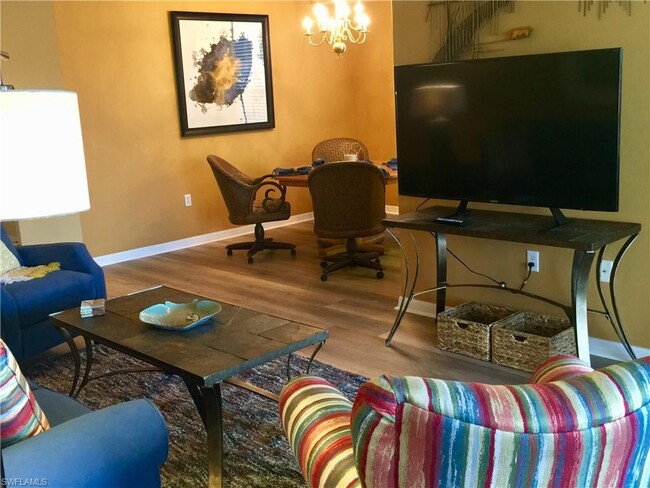 Foto del edificio - 9618 Hemingway Ln