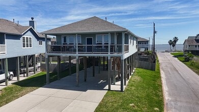 Building Photo - 1300 Menard Ave