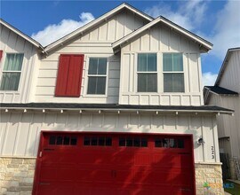 Building Photo - 223 Sapphire Dr