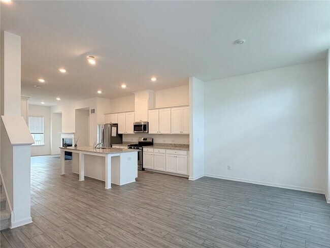 Foto del edificio - 711 Cordele Ln