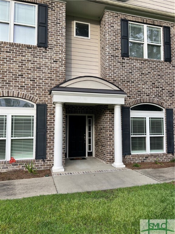 2302 River Oaks Dr, Richmond Hill, GA 31324 Condo for Rent in