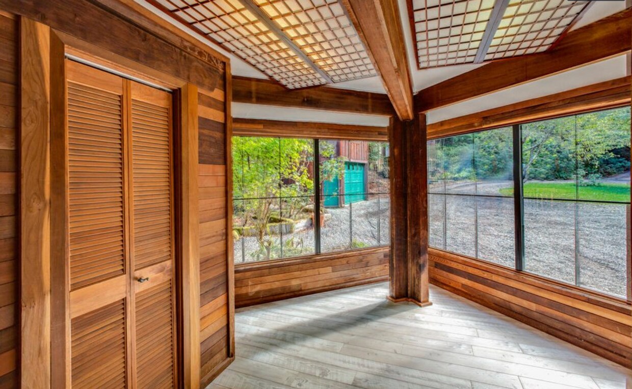 Foto principal - Beautiful 3 Bed 1 Bath Kneeland