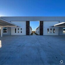 Building Photo - 9219 N 59th Ln