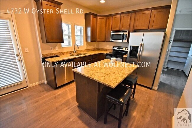 Building Photo - Gorgeous 4 Bedroom Daybreak Home! No Depos...