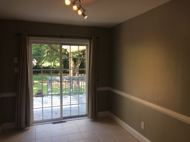 Foto del edificio - 6506 Engel Rd