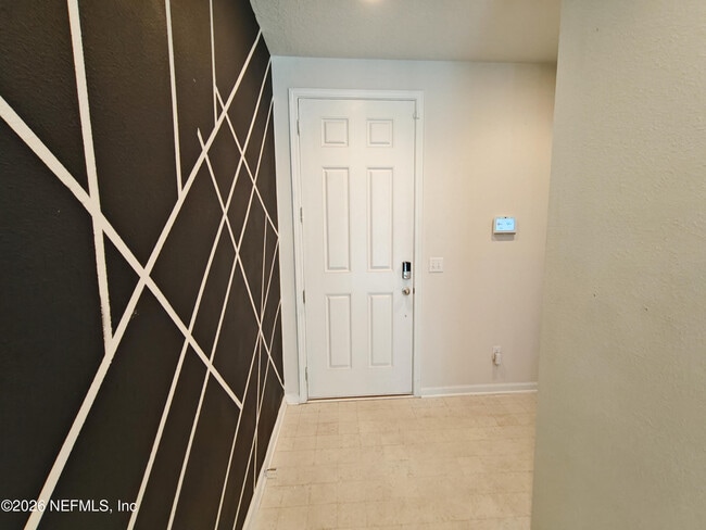 Foto del edificio - 5138 Sawmill Pt Wy