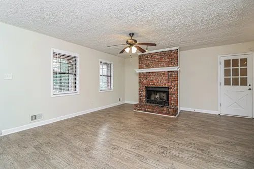 Building Photo - 2155 Cormorant Dr