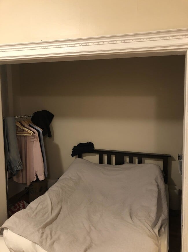 Building Photo - 15 Washington St S