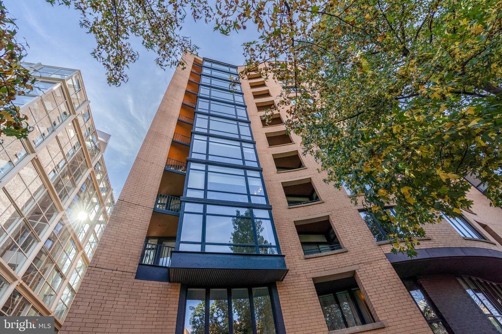Foto principal - 1010 Massachusetts Ave NW