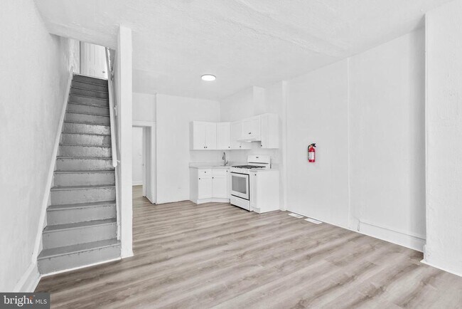 Foto del edificio - 2423 N Bouvier St