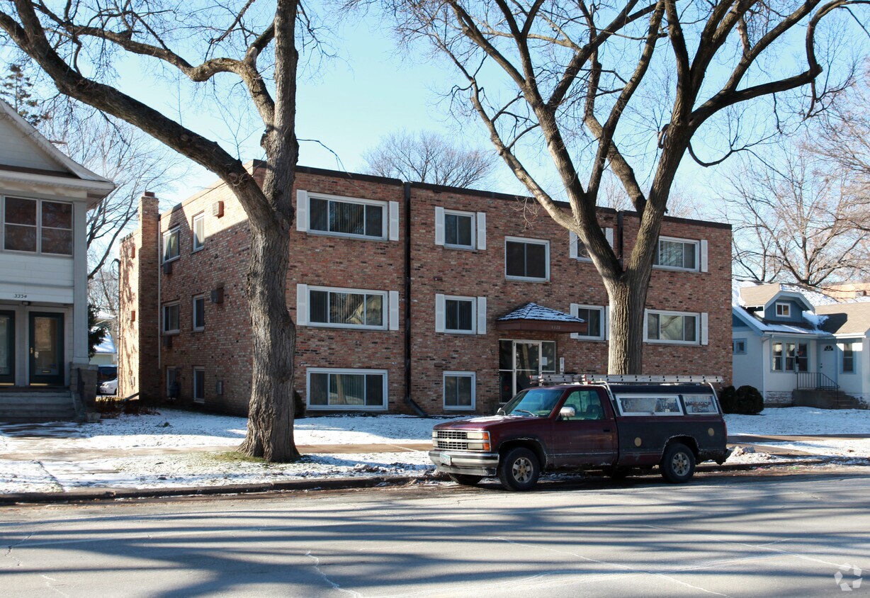 Building Photo - 3328 Minnehaha Ave