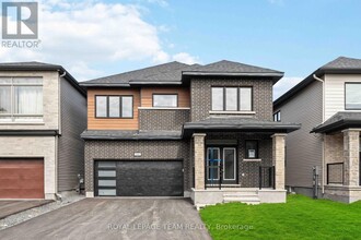 Building Photo - 686 Fenwick Wy