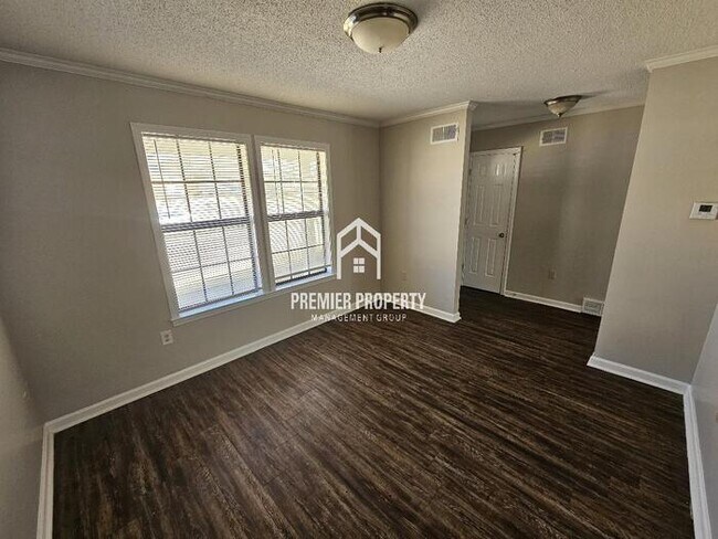 Building Photo - 7111 Atherton Cove