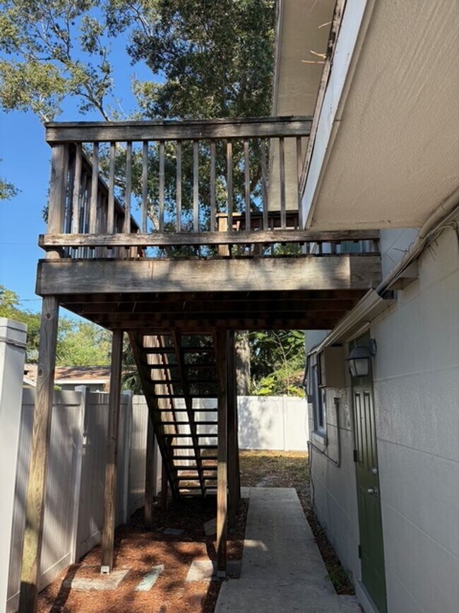 Foto del edificio - 1418 19th St W