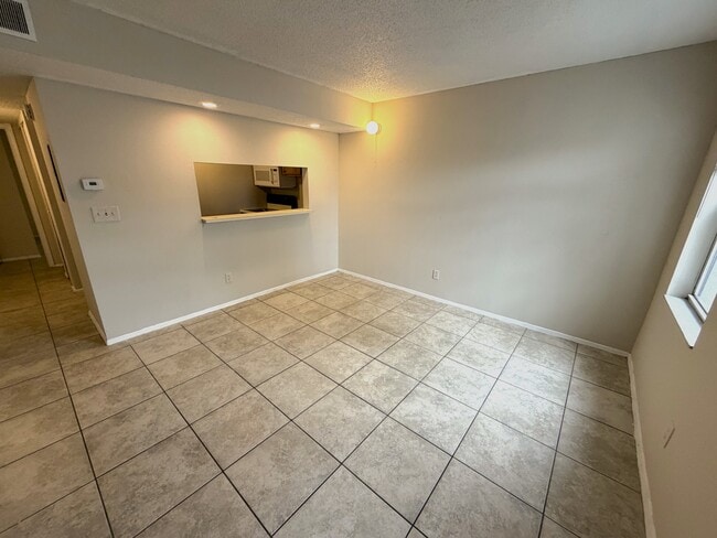 Photo - 7009 Waterside Dr Townhome