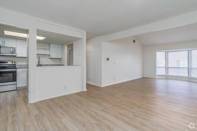 Interior Photo - Bexley House