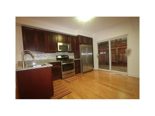 kitchen - 3352 Spring Way