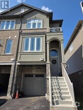 Building Photo - 57 Aquarius Cres