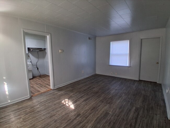 Foto del edificio - 1323 N Sheridan St