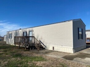 Building Photo - 703 Trevor Ln