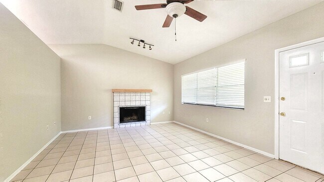 Building Photo - Adorable Home in Great SW Area near Archer...